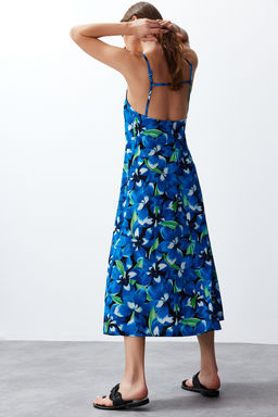 Mavi Bask?l? Ayarlanabilir Ask?l? Kare Yaka A-Line Burumcuk/Dokulu Orme Maxi Elbise TWOSS24EL00060