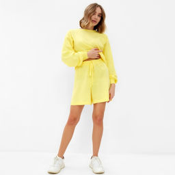 Костюм женский (джемпер, шорты) MINAKU: Casual Collection, цвет лимон, размер 50