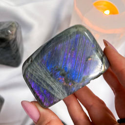 Срез (экран) из камня Лабрадор полированный