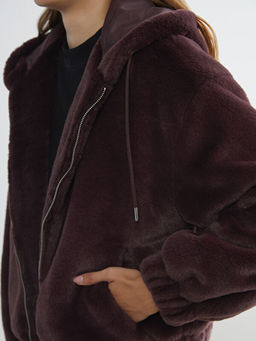 Kap??onlu Kad?n K?rk Ceket