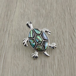 Брошь "Черепашка мини" гелиотис