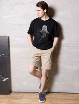 Свободная футболка с авторским принтом