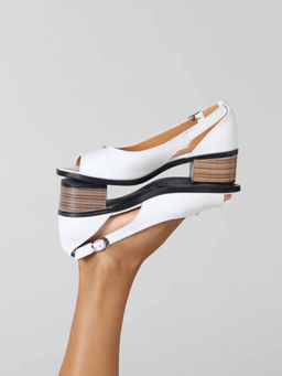 Босоножки 3021.22280bl. Белый