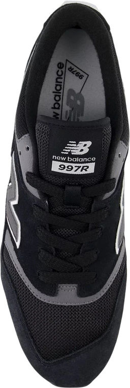 Кроссовки взрослые