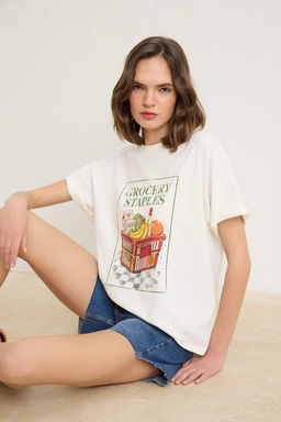 Ekru %100 Pamuk Bask?l? Regular/Normal Kal?p K?sa Kol Orme T-Shirt TWOSS26TS00288