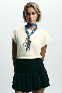 WIDE-WAIST BERMUDA SHORTS WITH RUFFLES - Zara фото 2