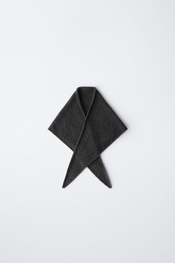 PA?OLETA TRIANGULAR 100% CASHMERE / Gris antracita