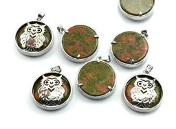 Подвеска Сова 27*27мм с унакитом