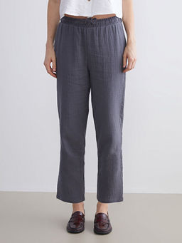 Beli Lastikli Dokulu Kad?n Pantolon