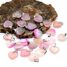 Кулон в виде сердца 20*20мм из агата тонированного, цвет розовый