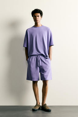 BERMUDA JOGGER B?SICA LAVADA / Morado