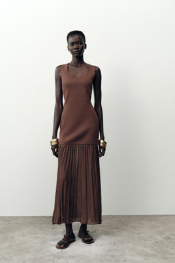 CONTRAST KNIT DRESS