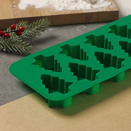 Форма для выпечки новогодняя Доляна Ёлочка, силикон, 32.5?11.5 см, 12 ячеек, зелёная  фото 4
