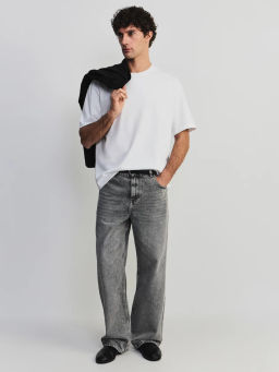 Базовая футболка расслабленного фита MRELAX0526-1 / Zarina