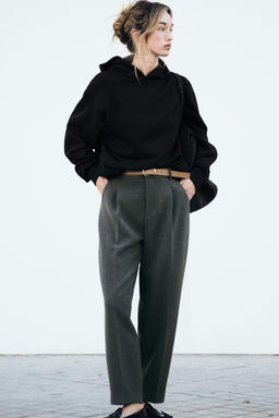 PLEATED TROUSERS WITH BELT