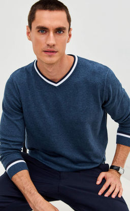 Пуловер однотонный мужской с V-образной горловиной F021-15-0046 jeans melange