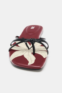 SANDALIA PLANA ESTAMPADA / Rojo Burdeos - Zara фото 4