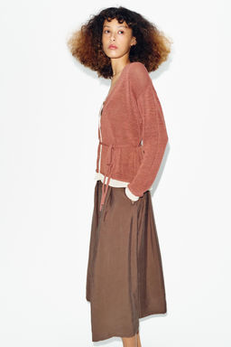 CHAQUETA COMBINADA PUNTO CINTUR?N / MARSALA - Zara фото 4