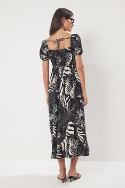 Mavi Cicekli Etegi Belden Ac?lan Baglama Detayl? Maxi Dokuma Elbise TWOSS25EL00657 - Trendyolmilla фото 8