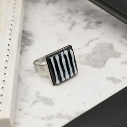 CHERRY & CHOCOLATE Кольцо KO4639