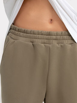 Брюки мужские в зеленом цвете хаки 181240