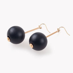 Серьги с застежкой из дерева - Модные истории фото 3