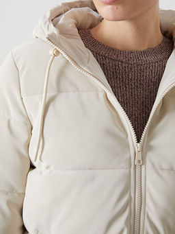 Kap??onlu Kad?n Deri G?r?n?ml? Mont