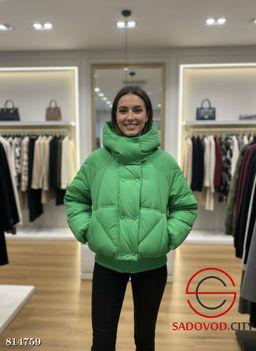 Зимний пуховик женский