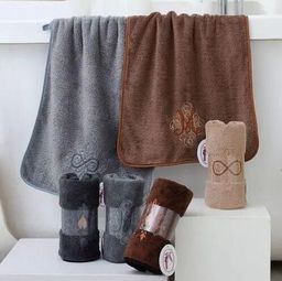 Полотенце из плюшевой микрофибры Роял с атласной каймой 35*75 см.