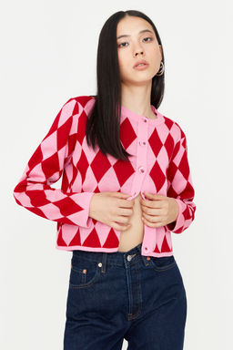 Pembe Crop Desenli/Jakarl? Ceket Gorunumlu Triko H?rka TWOAW23HI00176