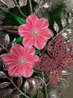 Цена за 2шт. Заколки