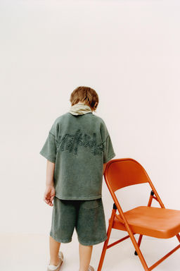 GRAFFITI FADED-EFFECT T-SHIRT - Zara фото 6