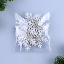 Декор «Новогодняя снежинка», белый с серебром, набор 6 шт.