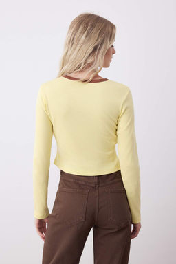 Ac?k Sar? Nak?sl? Fitted/Vucuda Oturan Kontrast Detayl? Orme T-Shirt TWOAW26TS00019 - Trendyolmilla фото 8