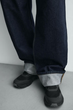 MONOCHROME TECHNICAL TRAINERS - Zara фото 3