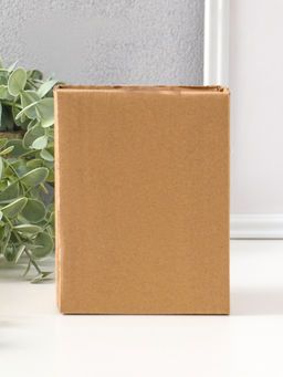 Фигурка полистоун Зайка в жёлтом платьице, с розовым сердечком, 12.5 см