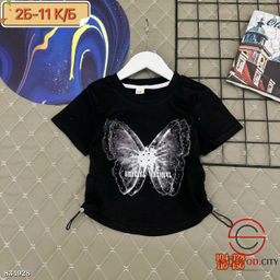 Футболка с рисунком бабочки