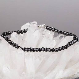 Браслет из черной Шпинели