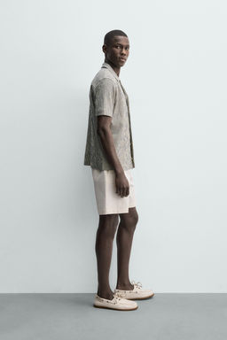 CAMISA REGULAR FIT ESTRUCTURA SEERSUCKER / Crudo / Verde - Zara фото 4