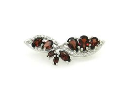 Брошь из серебра гранат, Есения