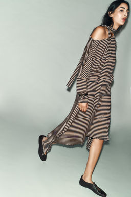 ASYMMETRIC STRIPED SKIRT - Zara фото 3