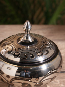 Сахарница «Серебряная с чёрными узорами», 500 мл, 13×13×15 см, латунь