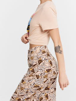 Пижама женская бежевая с принтом monsters cookies бежевый +персонажи на бежевом 592511 - Mark formelle фото 9