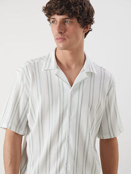 Regular Fit K?sa Kollu Arm?rl? Erkek G?mlek