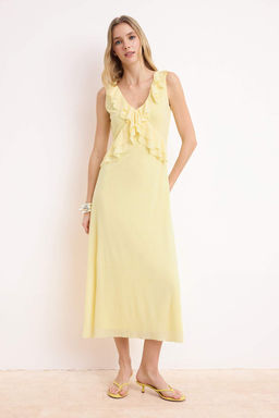 Sar? A-Kesim/Can Form V Yaka Kolsuz Volanl?/F?rf?rl? Midi Kopuk Orme Elbise TWOSS26EL00212