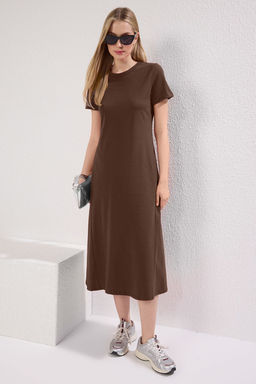 TRENDYOLMILLA Siyah Cepli Premium Bisiklet Yaka A-Line Orme Midi Elbise TWOSS24EL00169  фото 3