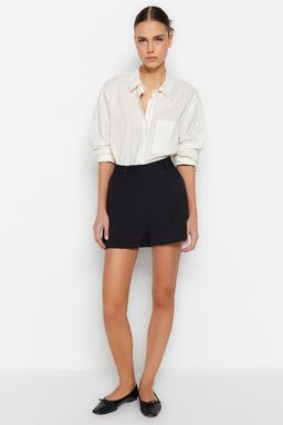 Siyah Nervur Detayl? Dokuma Sort TWOSS23SR00079