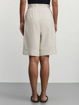 Удлиненные шорты из вискозы на завязках / Zarina  фото 5