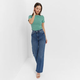 Футболка женская с вырезом лодочка MINAKU: Basic line, оливковая, размер 48