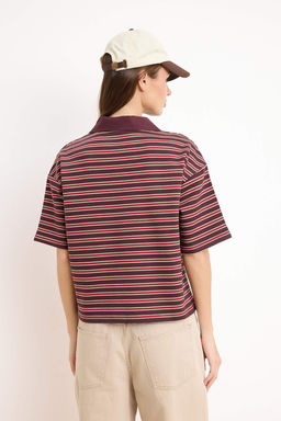 Bordo Cizgili Oversize Kal?p Polo Yaka Dokuma Detayl? Tok Interlok Orme T-Shirt TWOSS26TS00030